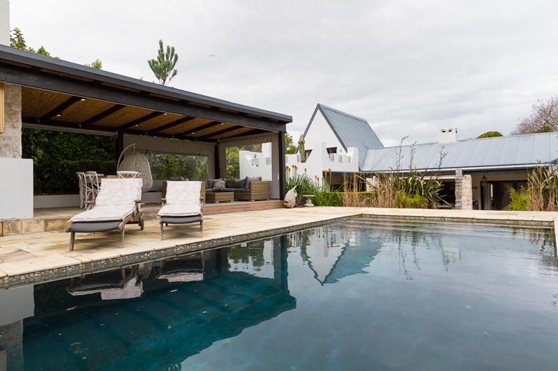 Ridgedale House