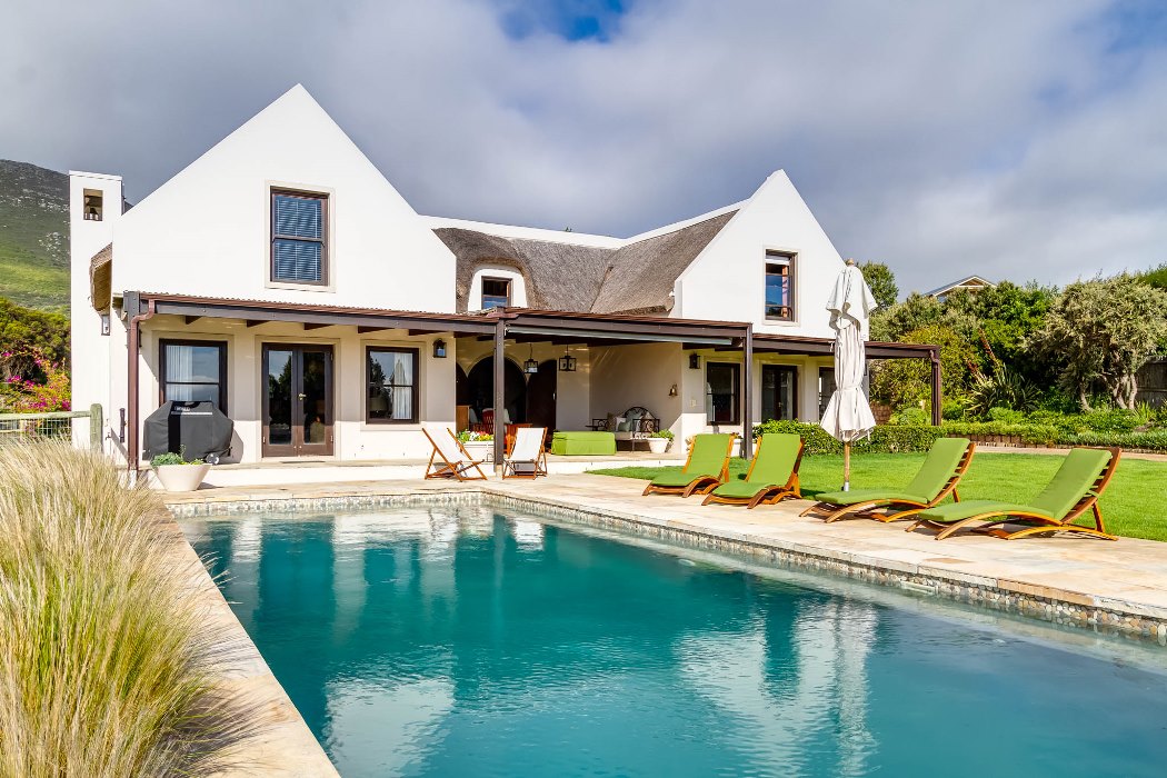 Khamsin Villa