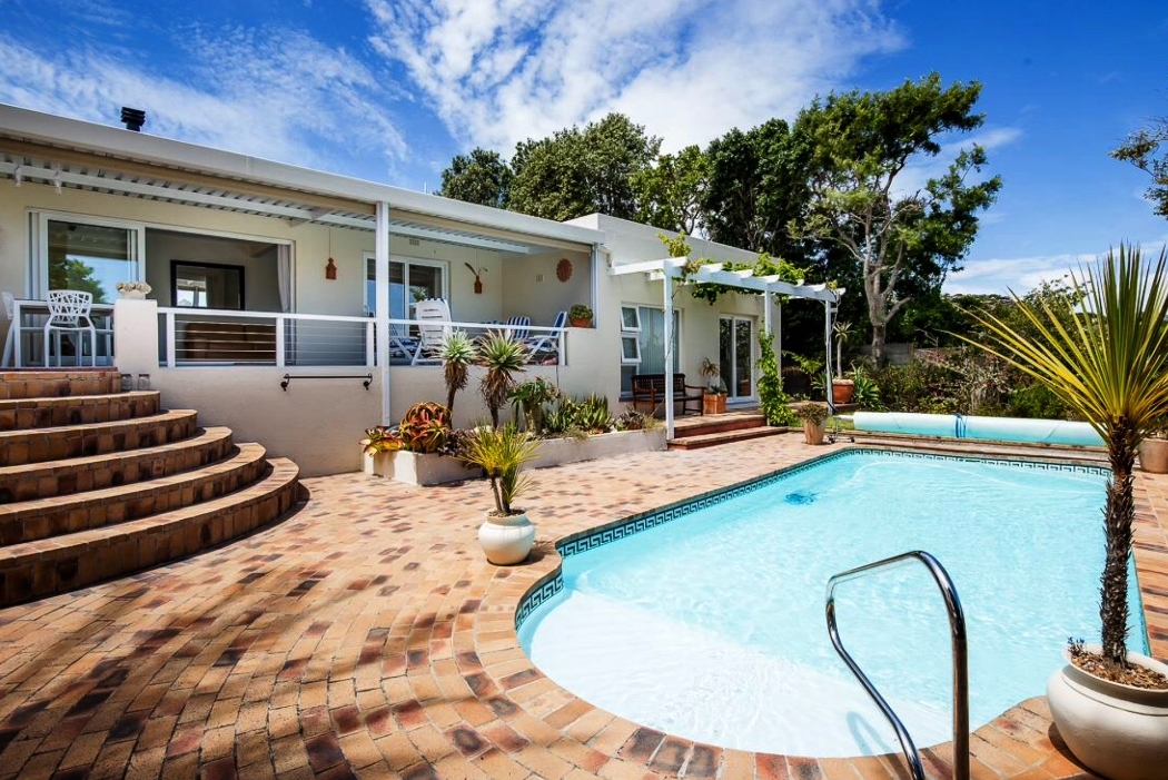 Amber Villa